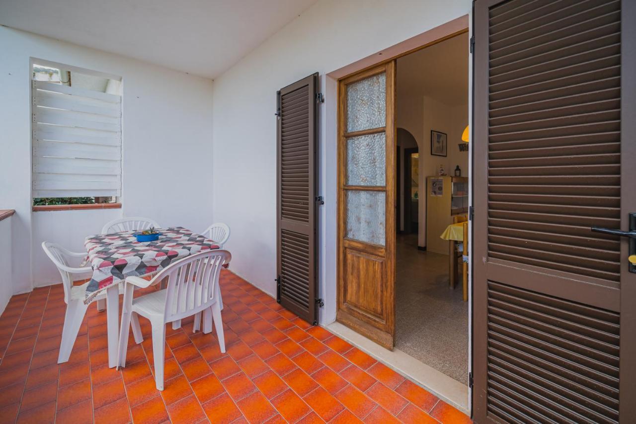 Appartamenti Casa Sant'Andrea - Goelba Exterior photo