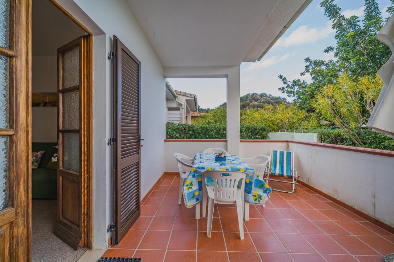 Appartamenti Casa Sant'Andrea - Goelba Exterior photo