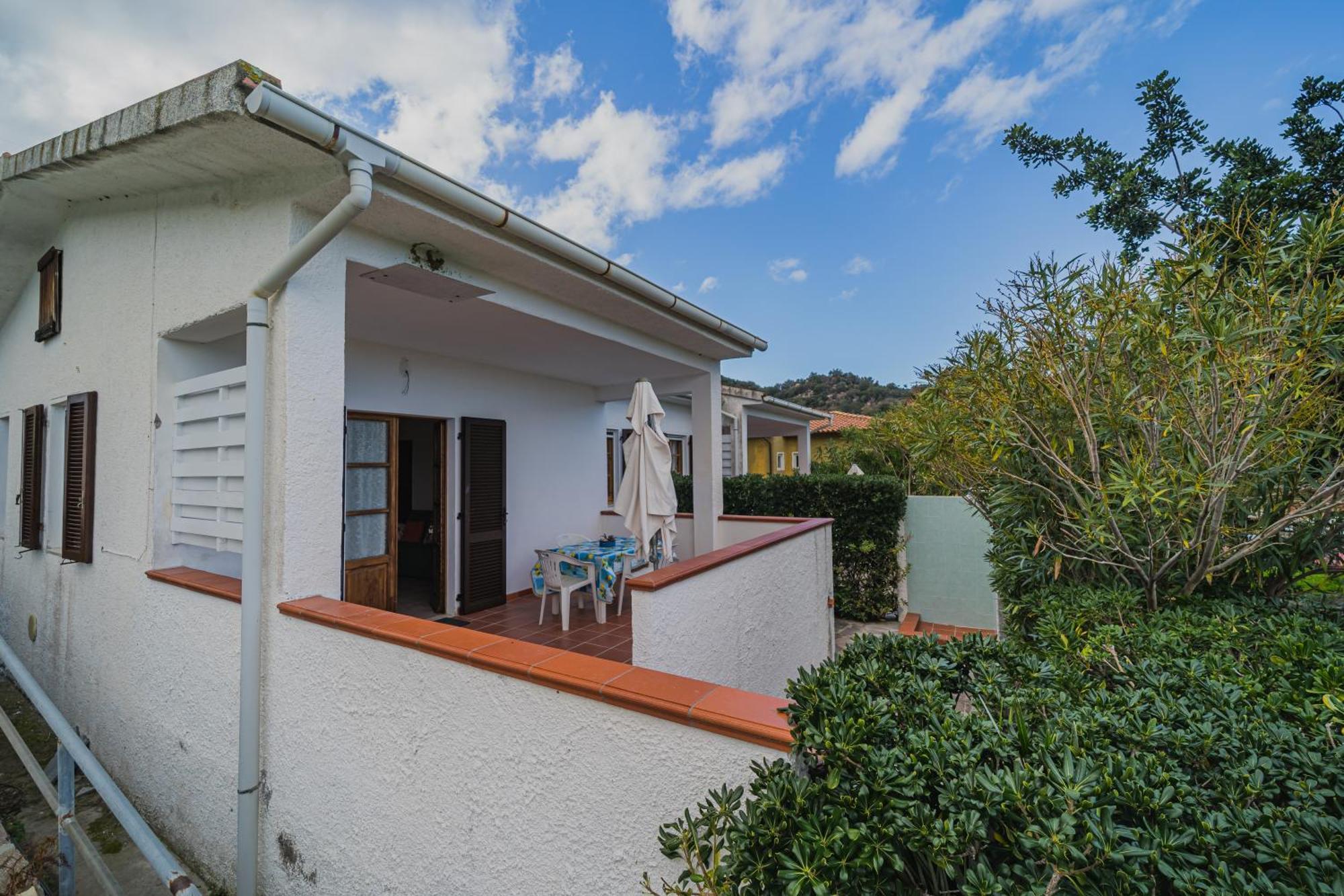 Appartamenti Casa Sant'Andrea - Goelba Exterior photo