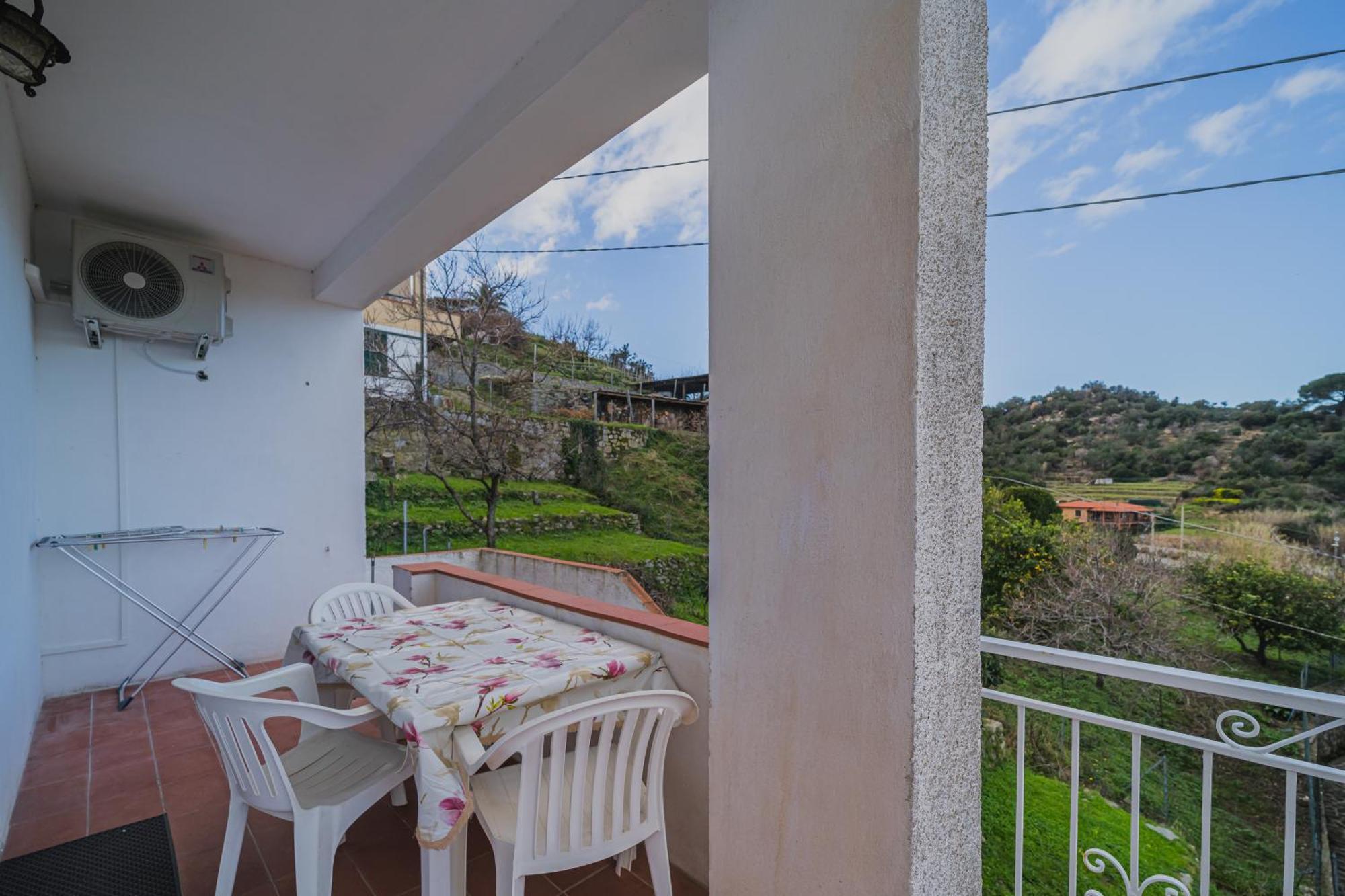Appartamenti Casa Sant'Andrea - Goelba Exterior photo