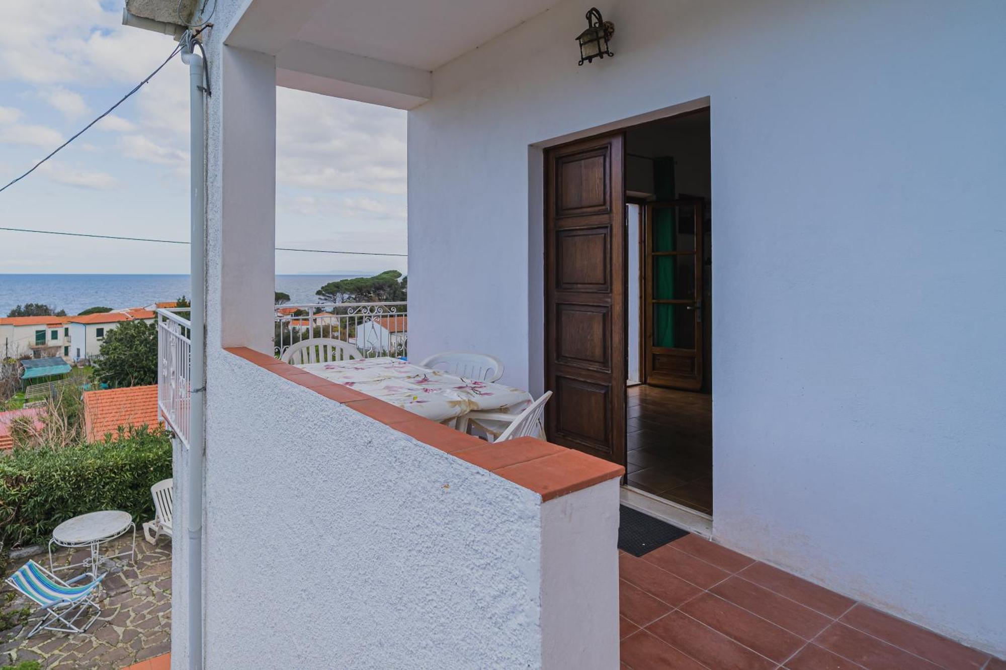 Appartamenti Casa Sant'Andrea - Goelba Exterior photo
