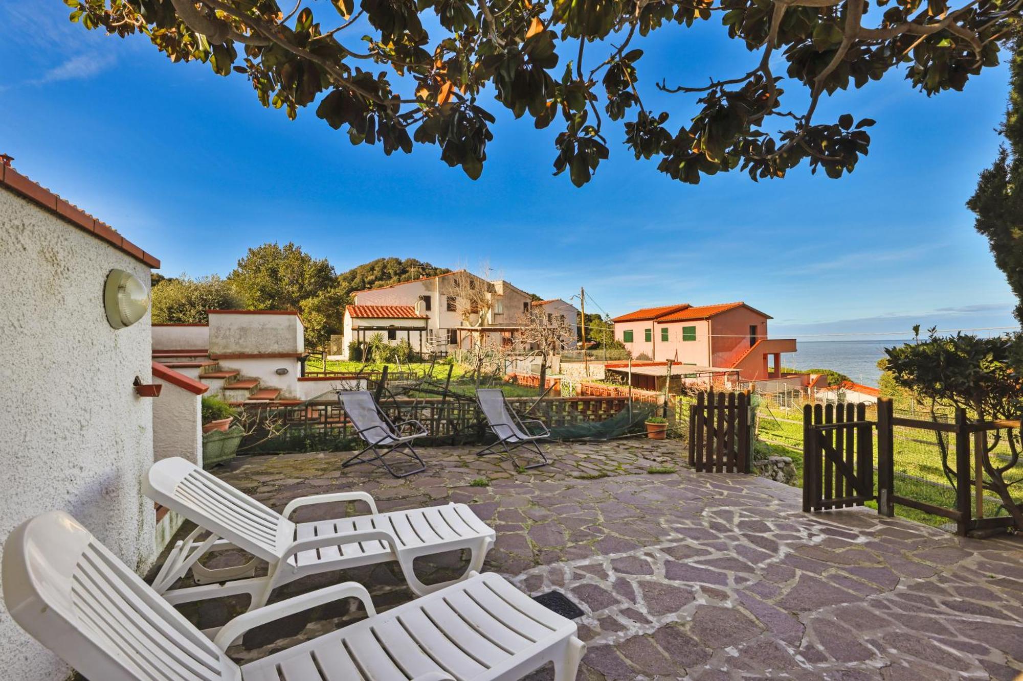 Appartamenti Casa Sant'Andrea - Goelba Exterior photo